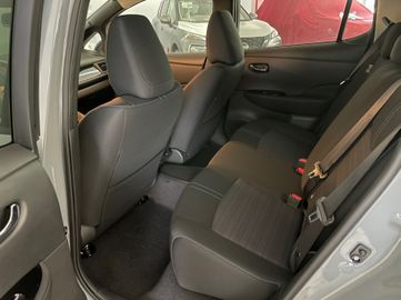 Nissan Leaf N-Connecta Winterpaket Allwetterbereifung