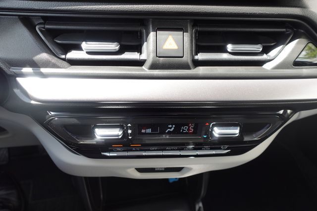 Fahrzeugabbildung Suzuki Swift Comfort+ 1.2 Navi,Kamera,Sitzhz