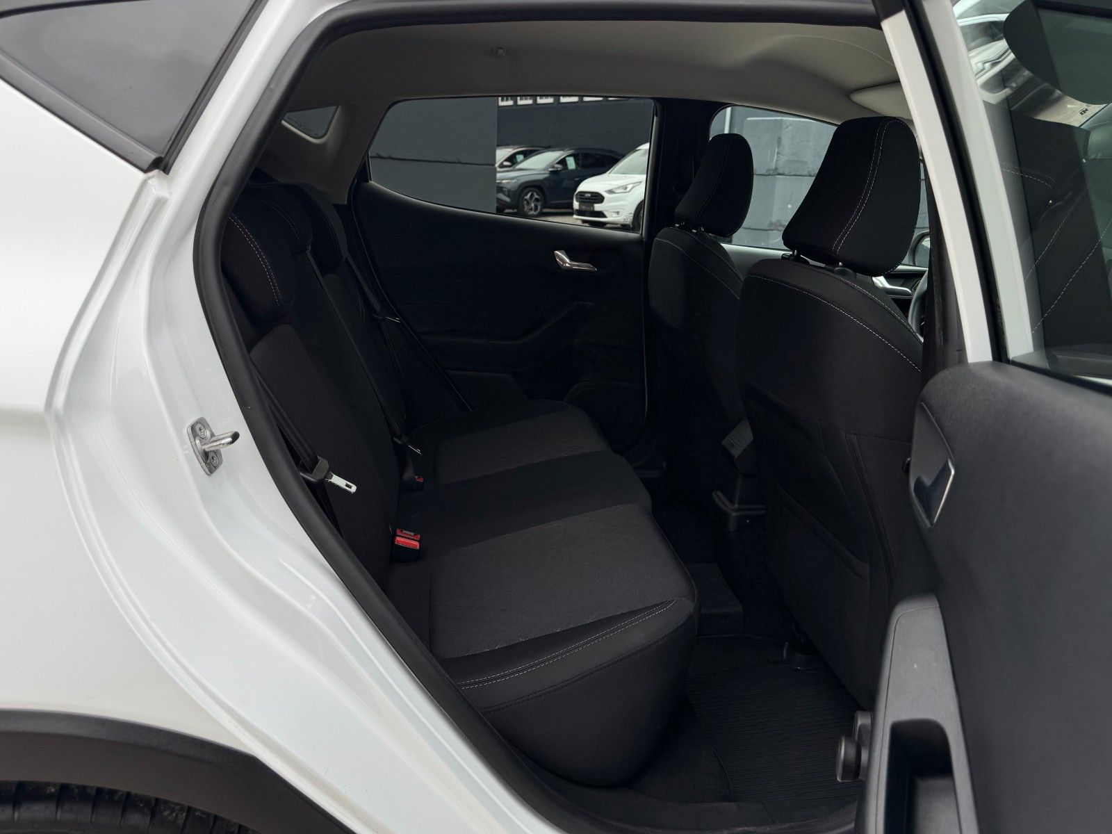 Fahrzeugabbildung Ford Fiesta 1.0 EB Active 140ps Kam Navi Temp SHZ LKA