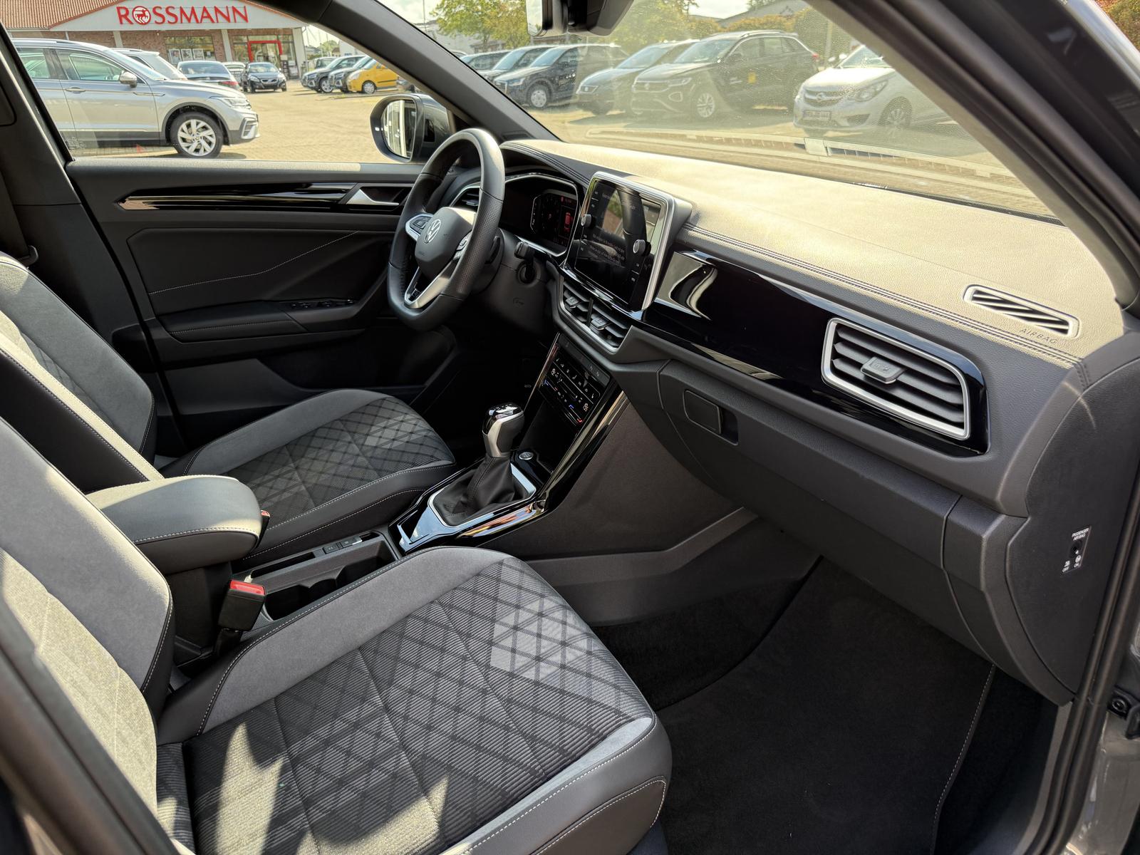 Volkswagen T-Roc R-Line,18-Zoll,IQ-Drive,R.Kam,Kessy,Side., миниатюра 27