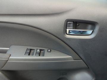 Mitsubishi Space Star Select + 1.2 *DAB*KLIMA*ZV*ISOFIX*