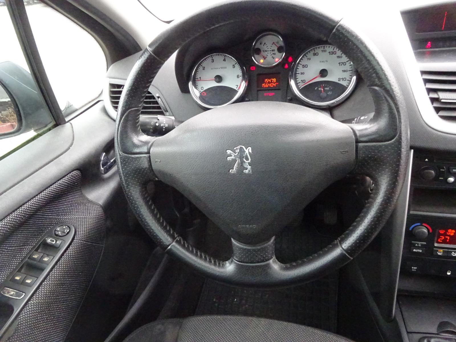 Peugeot 207 2008 — photo 13