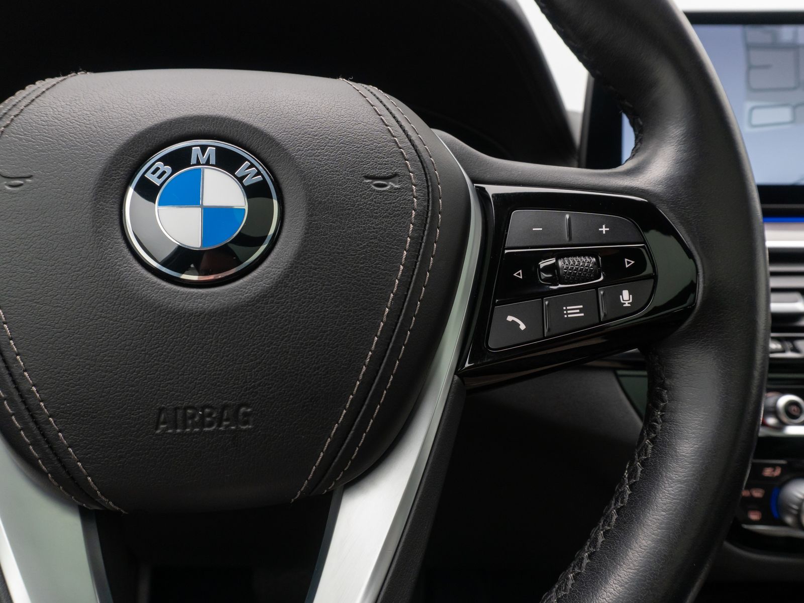 Fahrzeugabbildung BMW 540i xD Luxury Line 360° SoflCl DAB Panorama 20"