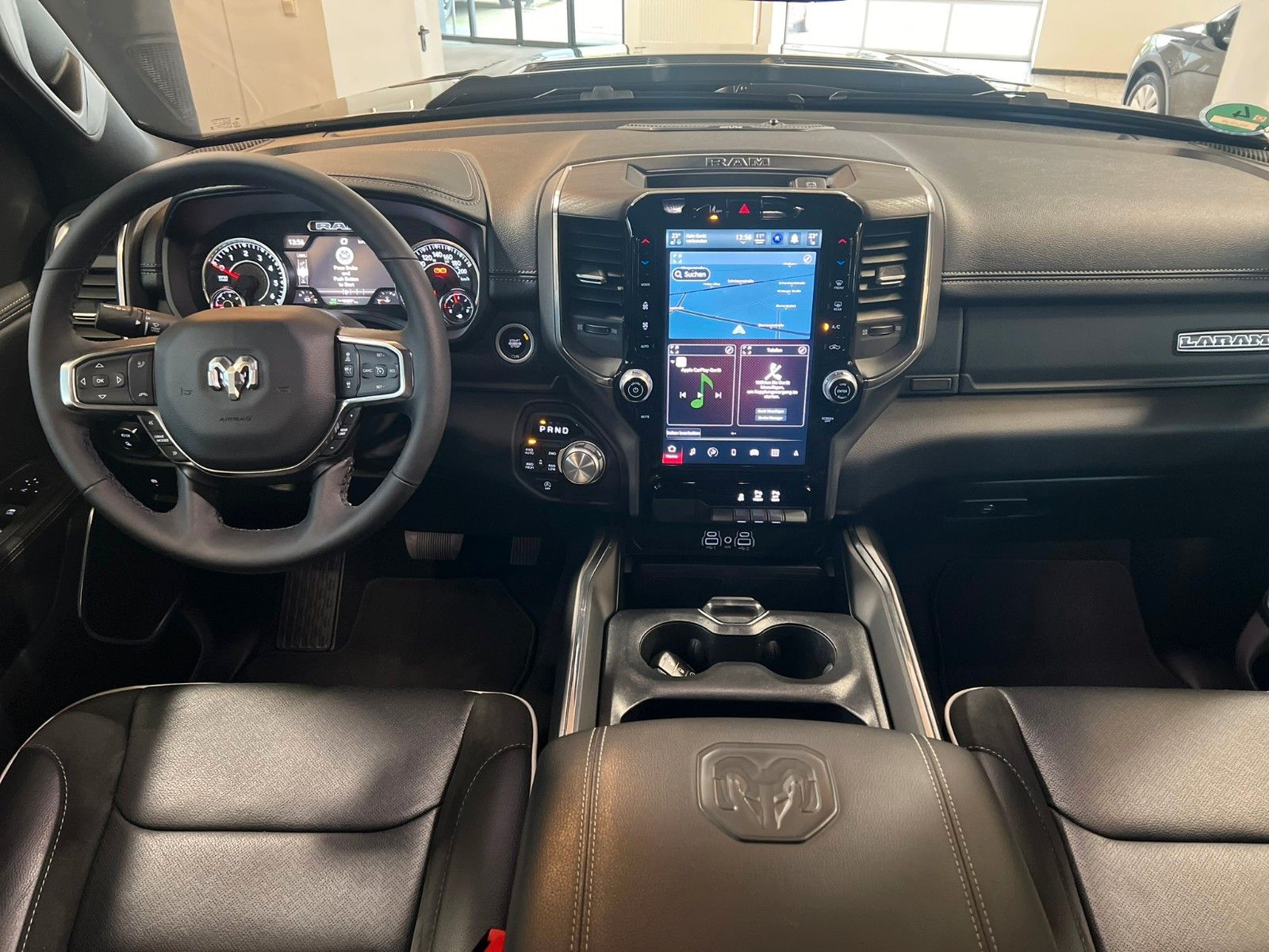 Fahrzeugabbildung Dodge RAM 1500 Laramie Sport MY25.LPG-Hard Top-BBS-NAP