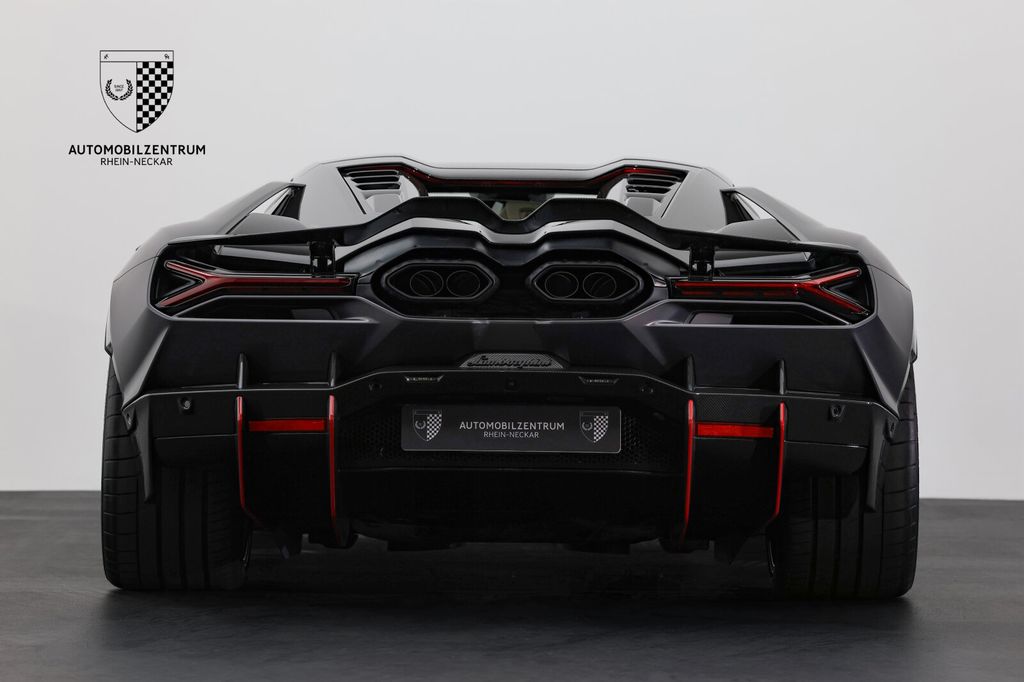 LAMBORGHINI Revuelto 2025