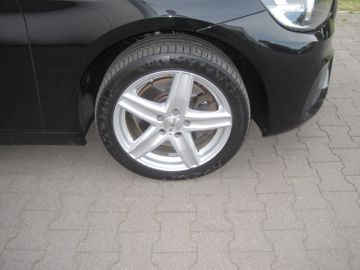 BMW 220 - 8