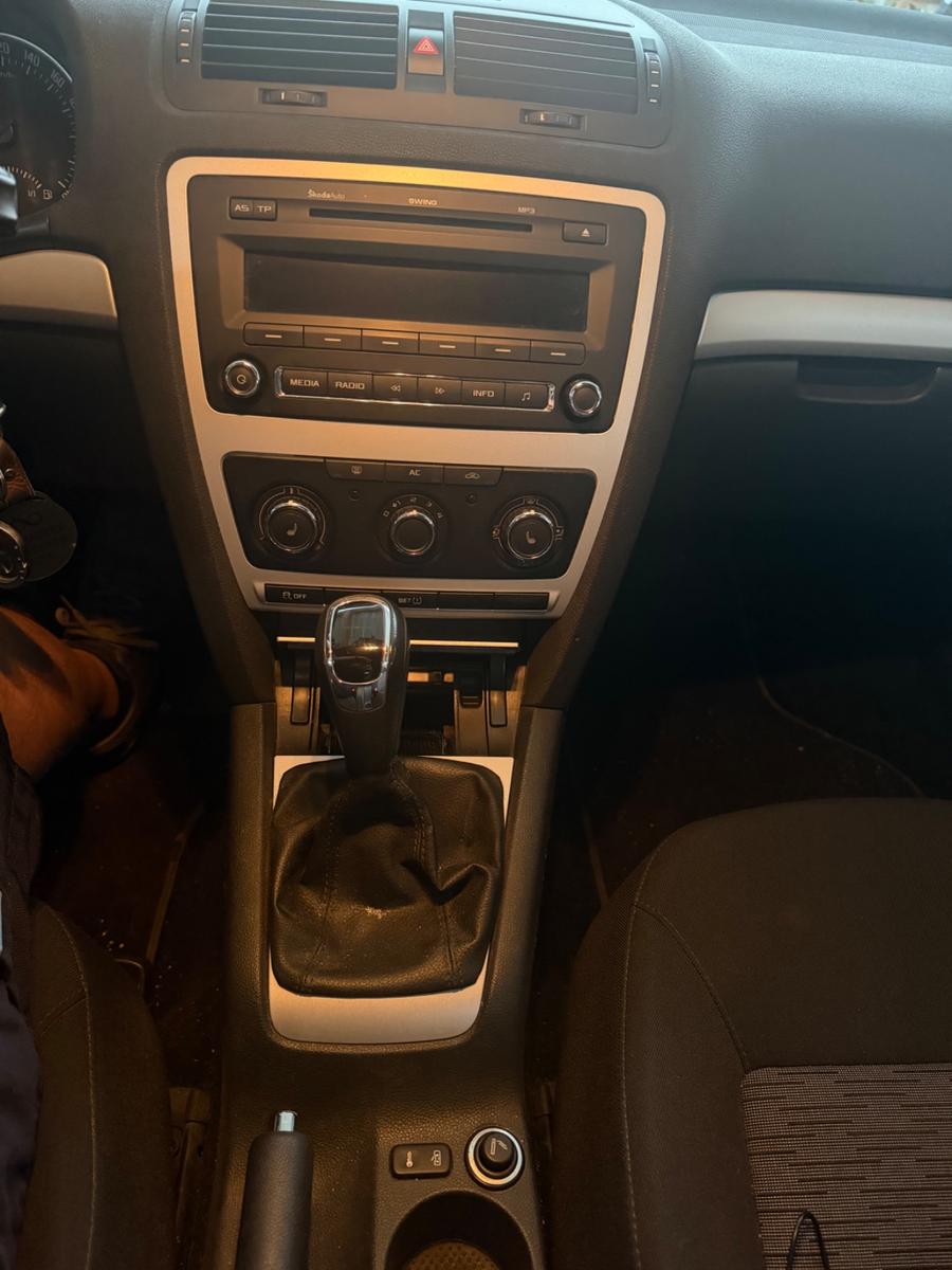 Skoda Octavia 2011 — photo 7