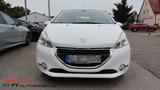 Peugeot 208 Allure Autm. Scheckheft TÜV NEU - Peugeot aus 2014