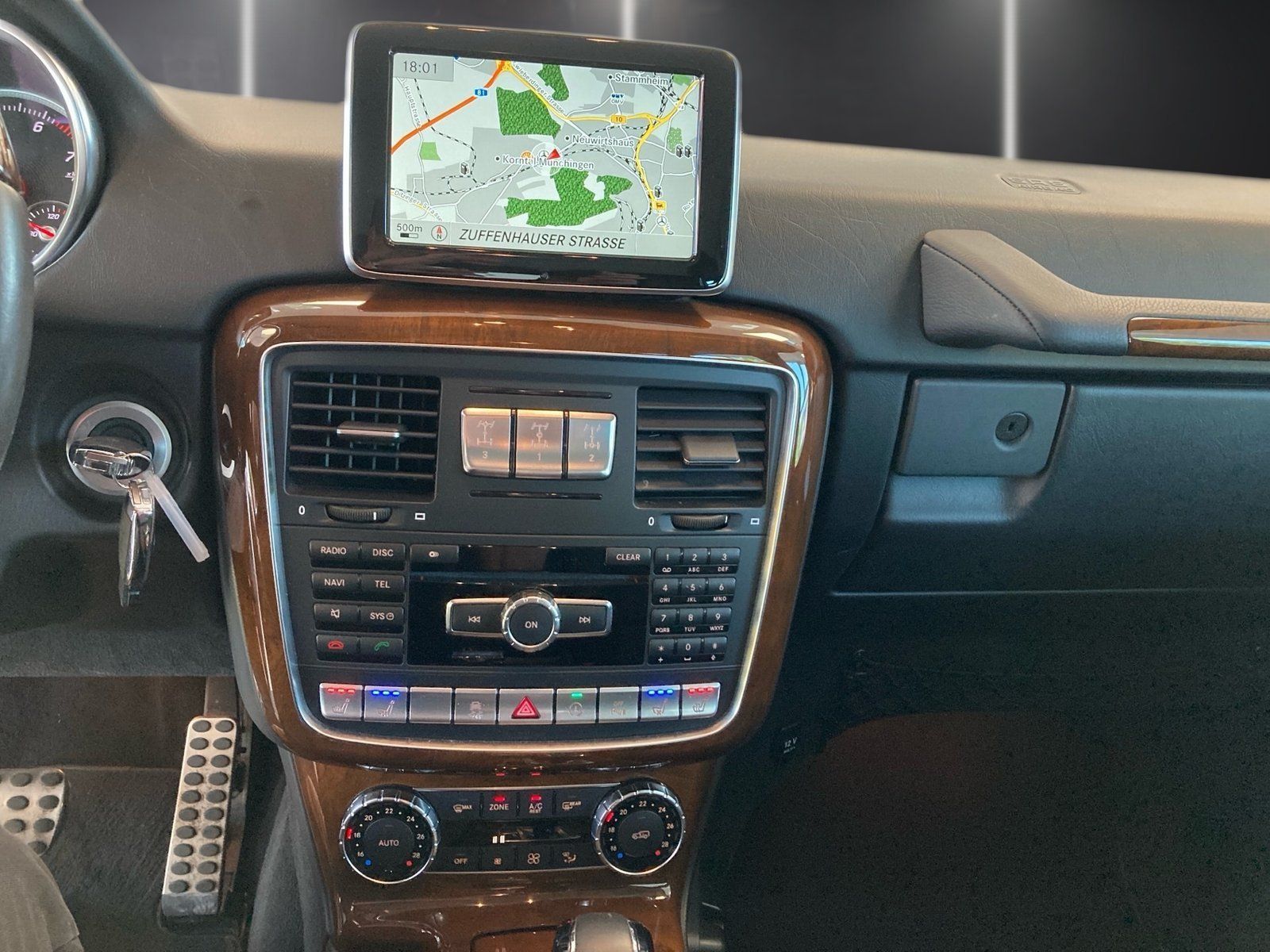 Fahrzeugabbildung Mercedes-Benz G 500 Sport-Paket*Distronic*COMAND*Harman*Totwin