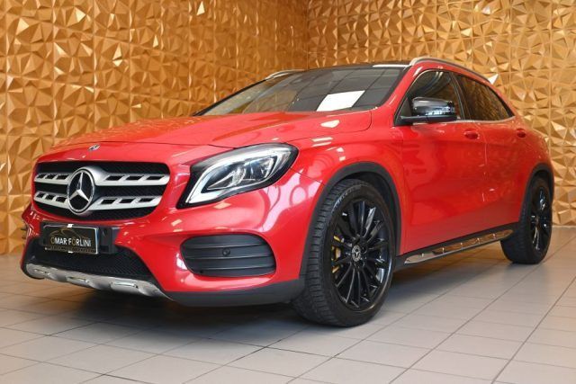 MERCEDES-BENZ MERCEDES-BENZ GLA 200 PREMIUM AMG AUTO TETTO CAM