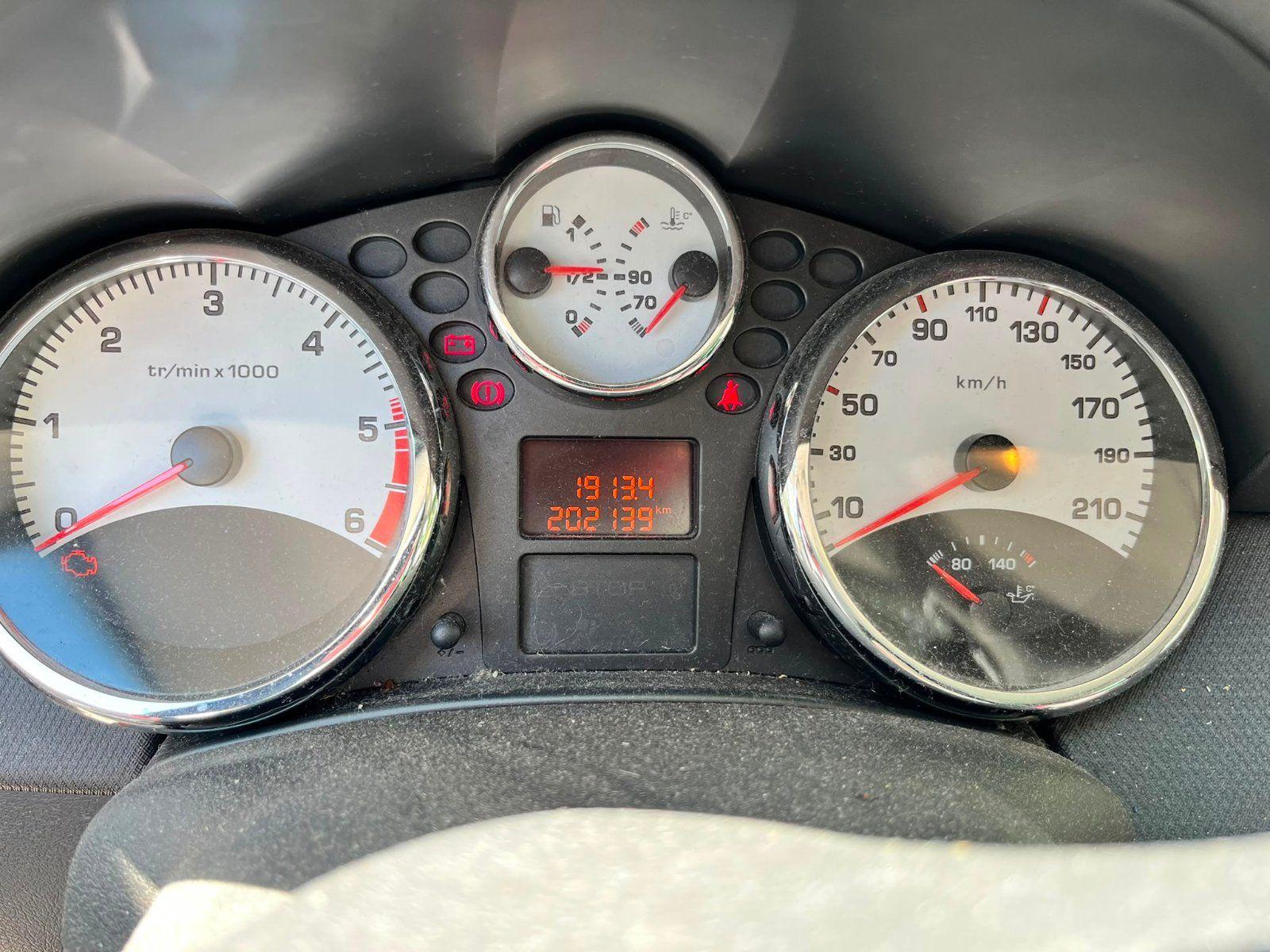 Peugeot 207 2009 — photo 5