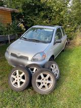 Toyota Yaris - gebrauchte Toyota Yaris aus dem Jahr 1999