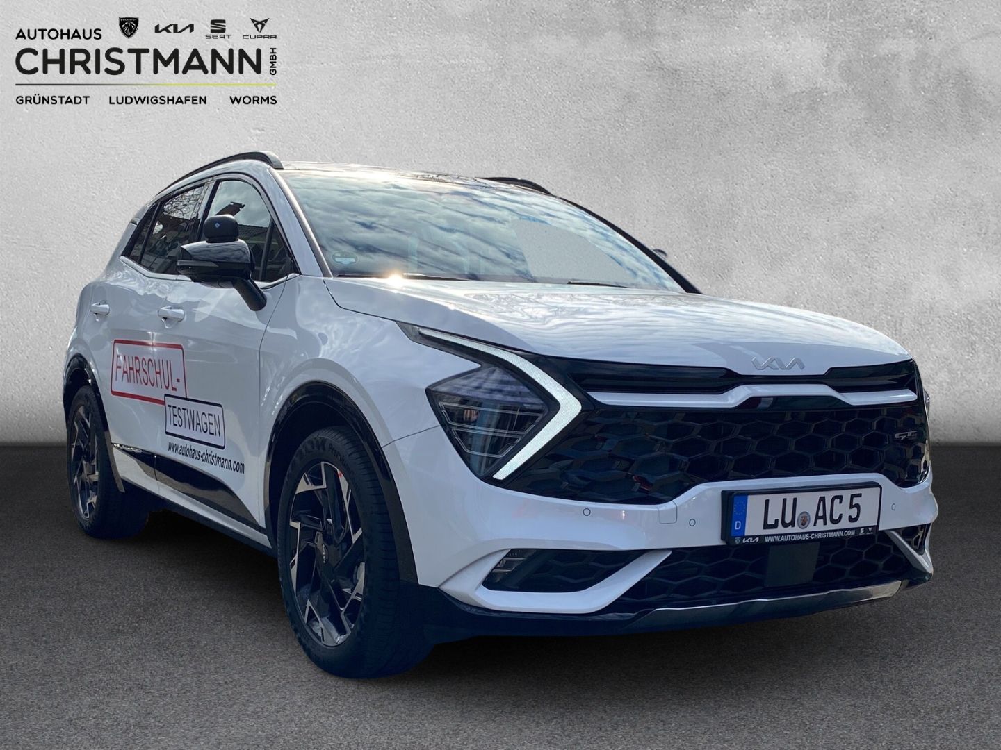 Fahrzeugabbildung Kia Sportage GT-Line 4WD 1.6 T-GDI Mild-Hybrid EU6e