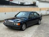 Mercedes-Benz Mercedes 190d w201 2,5d Automatik dunkelbl... - Mercedes-Benz 190 mit Diesel-Antrieb: Limousine, Automatik
