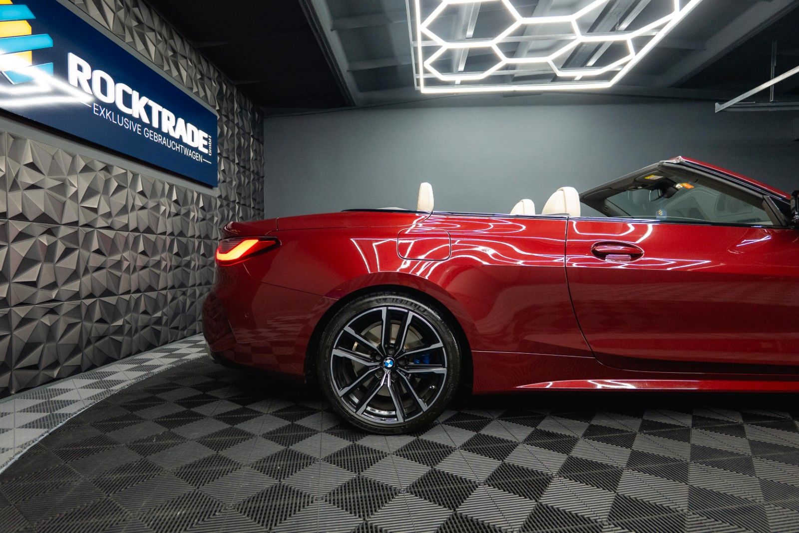 Fahrzeugabbildung BMW M440i xDrive Shadow | LASER | ACC | H&K | HUD