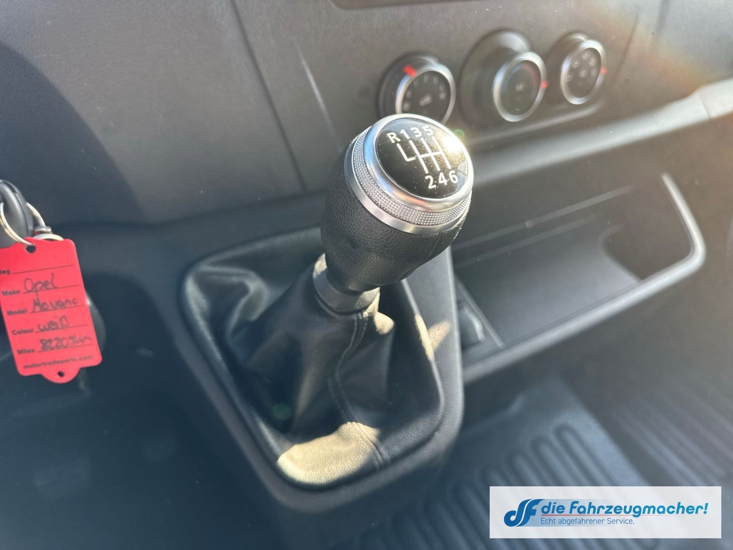 Fahrzeugabbildung Opel Movano B Kasten Kombi HKa L3H2 3,5t 2.3 CDTI Bit