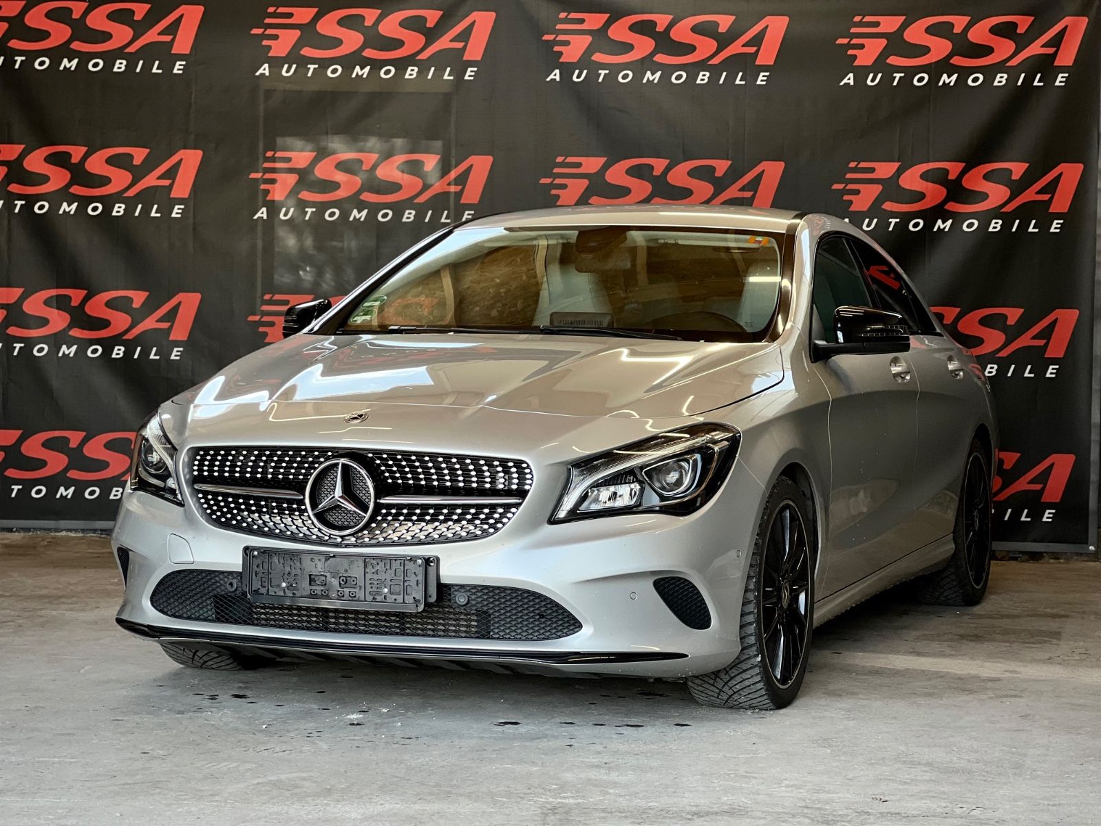MERCEDES-BENZ CLA 200 d Night-Paket/H&amp;K/KeylessGo/Kamera