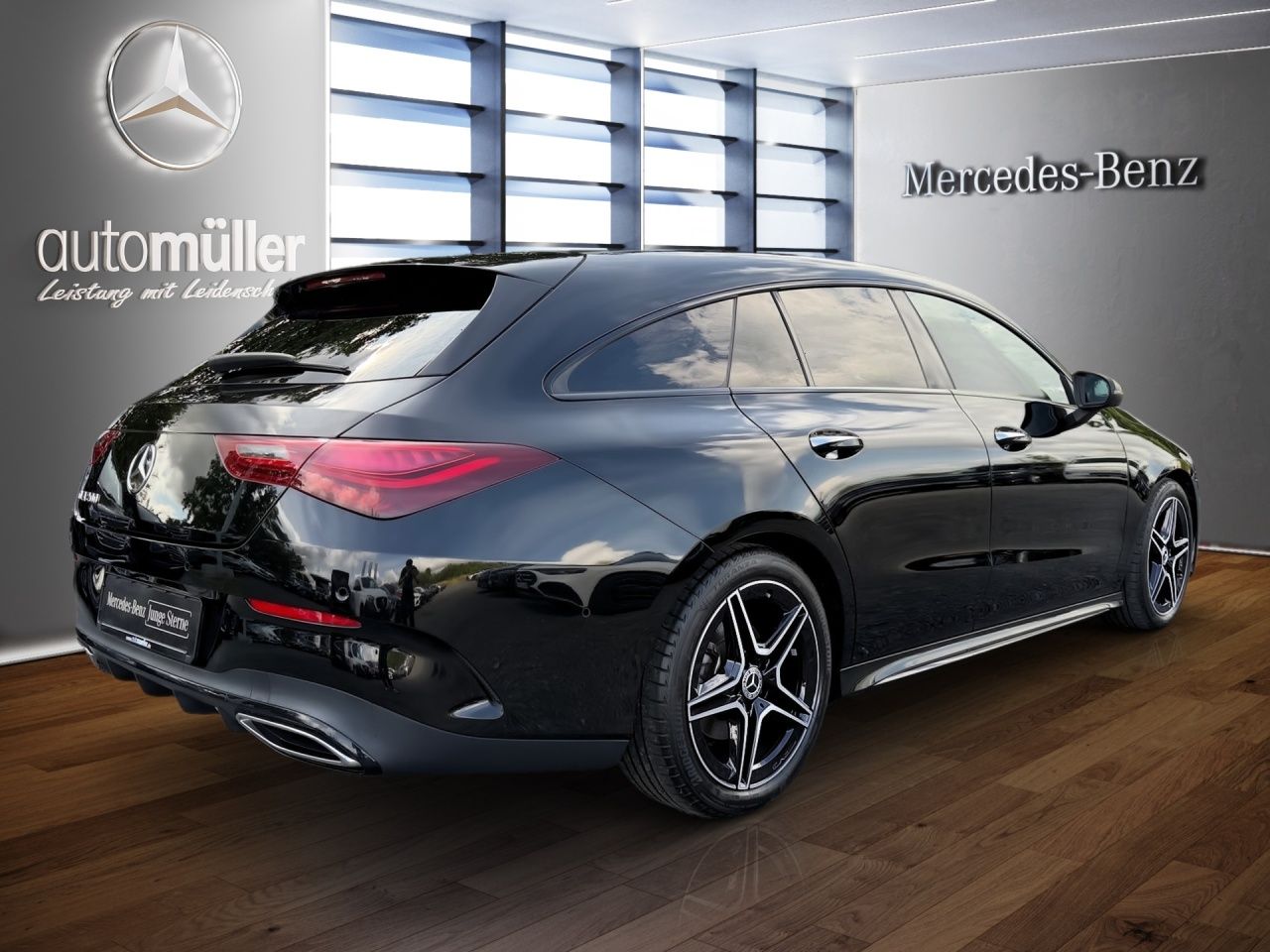 Fahrzeugabbildung Mercedes-Benz CLA 200 SB AMG AHK Night Multibeam KeylessGo
