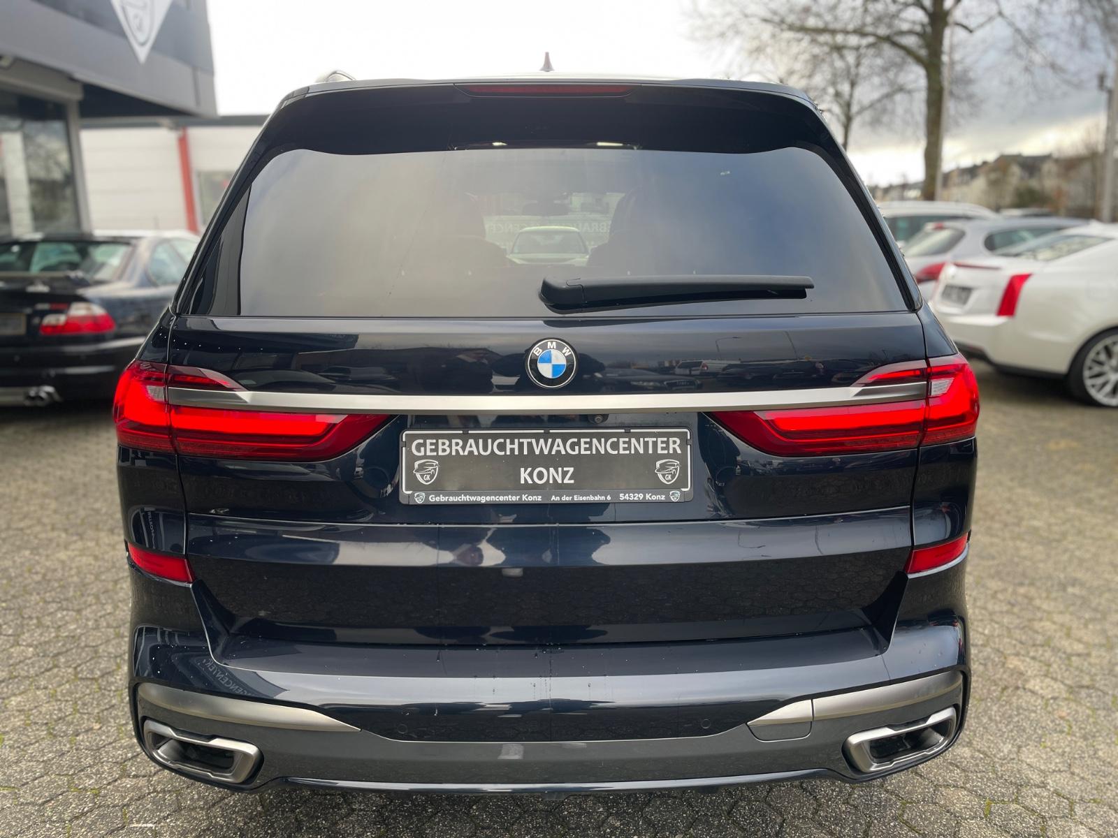 BMW X7 M50d VOLL/SKY LOUNGE/6-SITZE/ASSIST/MASSAGE
