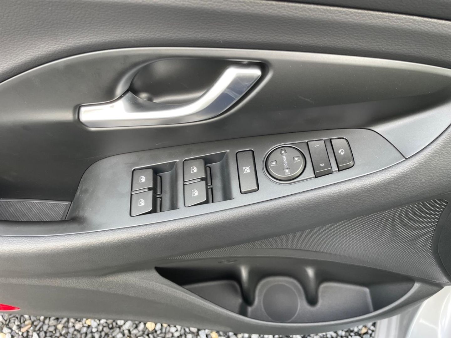 Fahrzeugabbildung Hyundai i30 1.0T Advantage Navigation  Sitzheizung