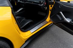 Fahrzeugabbildung Ferrari F12 Berlinetta Giallo Modena *MwSt./Scheckheft*