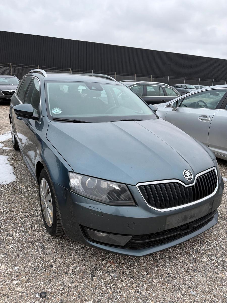 Skoda Octavia 2.0 TDI DSG Style Combi