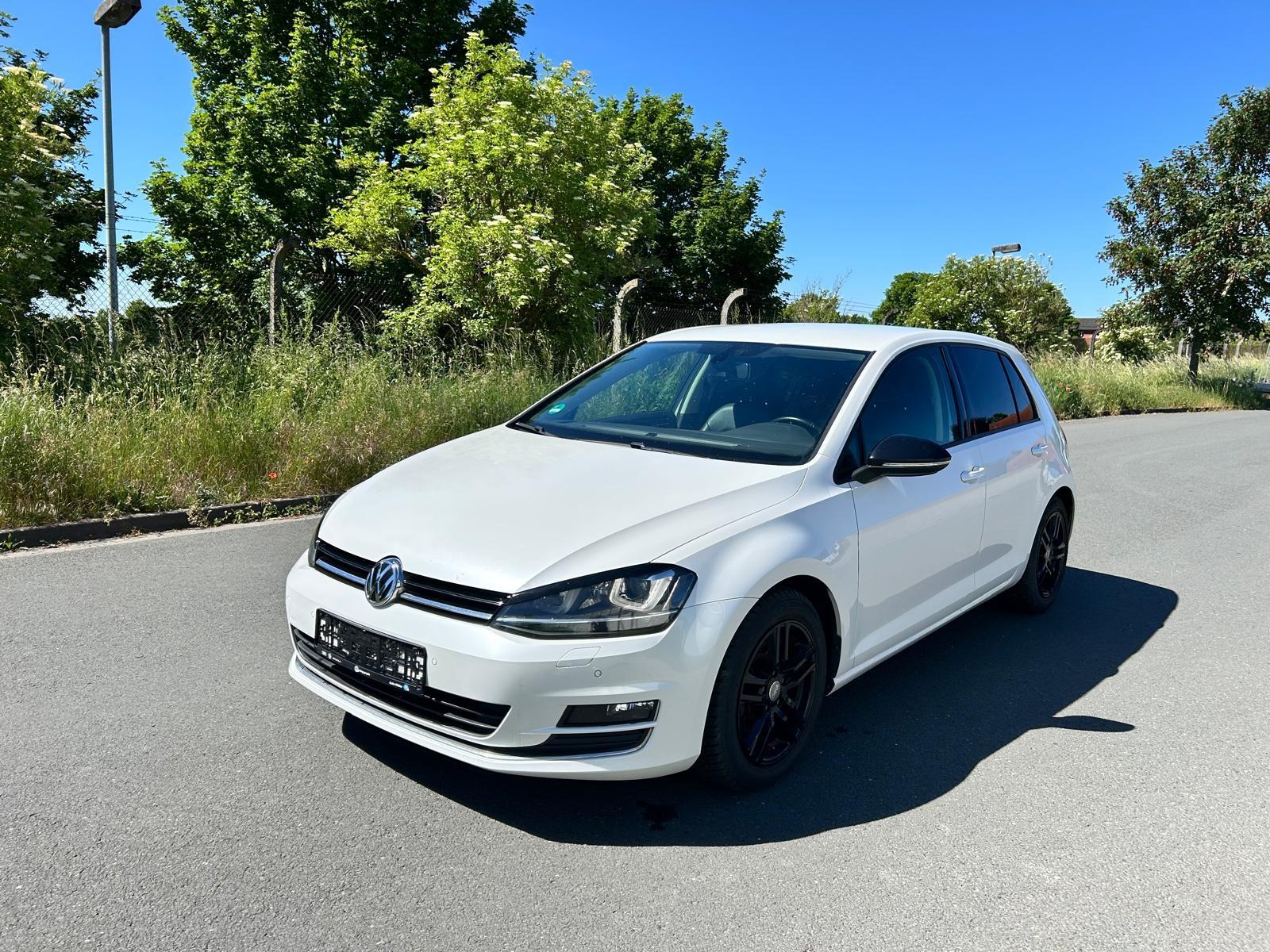 Volkswagen Golf VII Lim. Highline BMT*Xenon,Navi,Leder,2Han