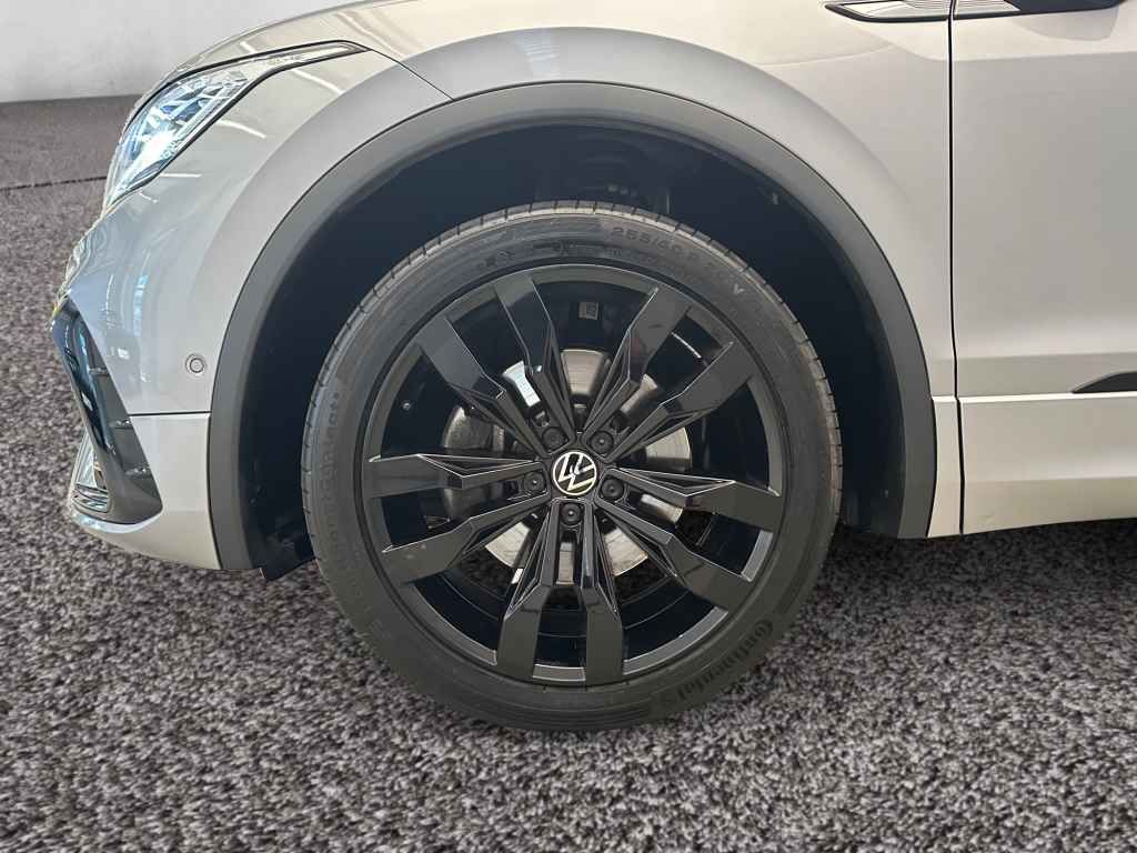 Volkswagen Tiguan Allspace R-Line TDI DSG 4M 7S AHK PANO foto 5