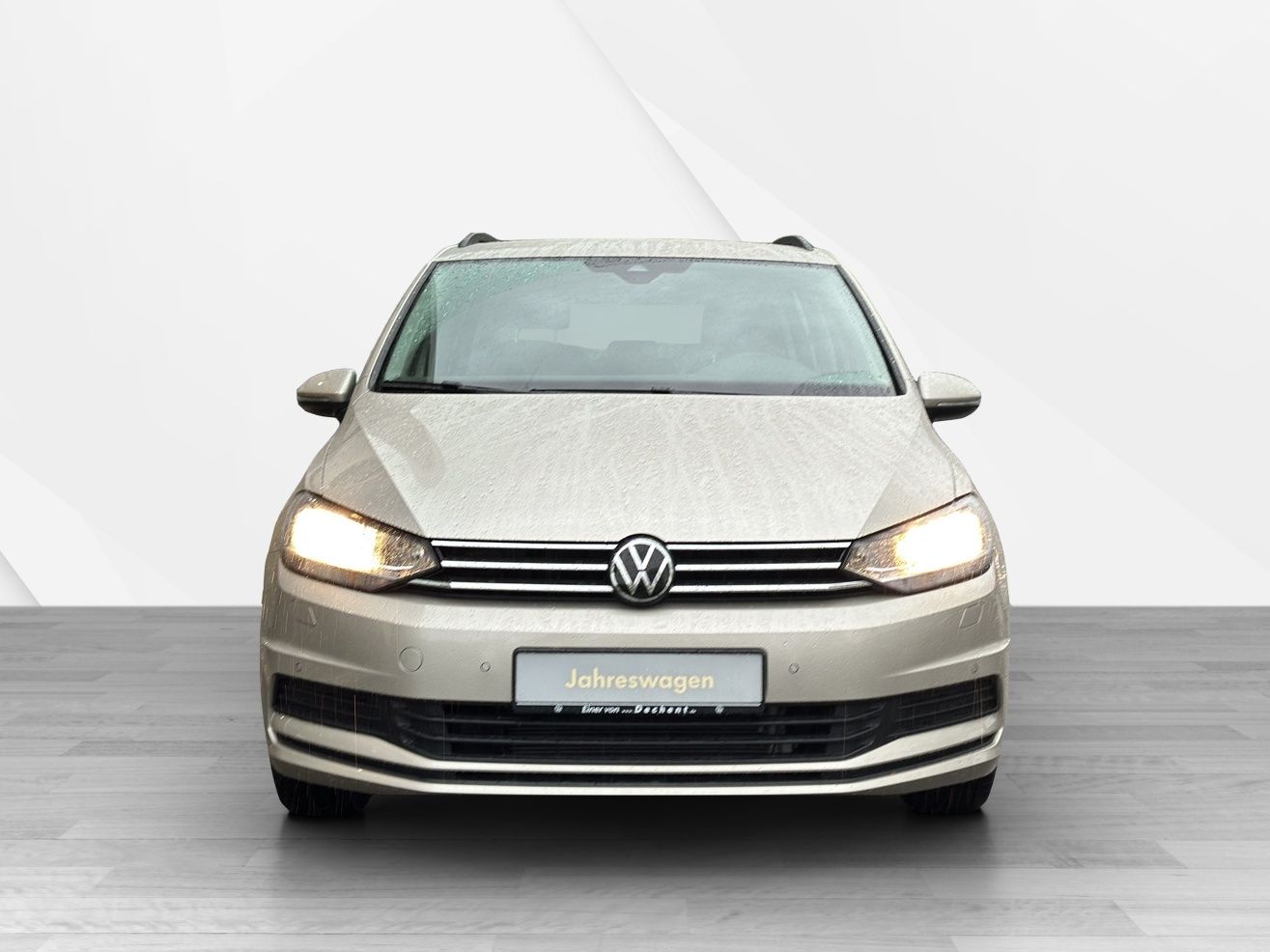 Fahrzeugabbildung Volkswagen Touran Comfortline 1.5 TSI-DSG,7-Sitzer,AHK,Navi