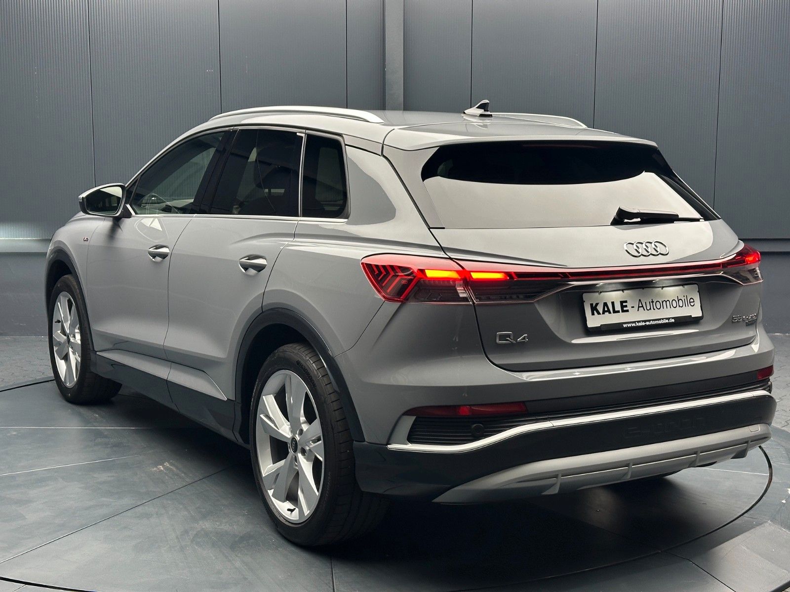Audi Q4 e-tron 55 quattro S-Line *20Zoll*LEDER*Wärmep foto 3