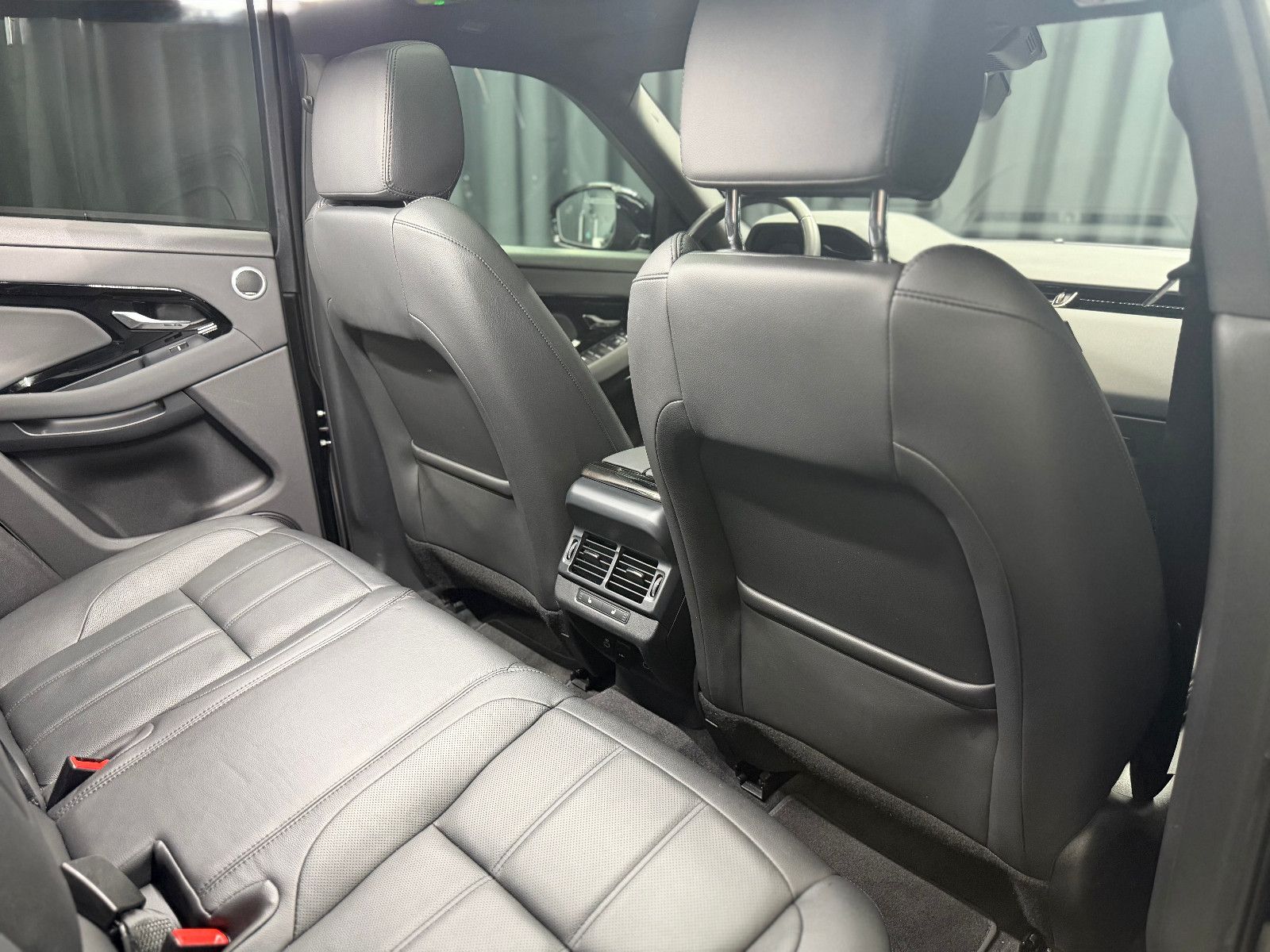 Fahrzeugabbildung Land Rover Range Rover Evoque Dynamic SE |AHK|MERIDIAN|360°