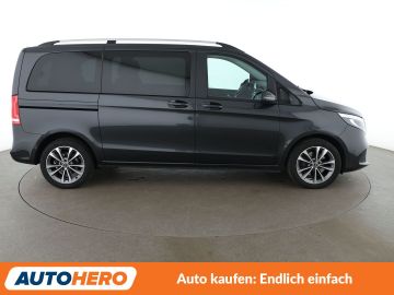 Mercedes V 220 - 7