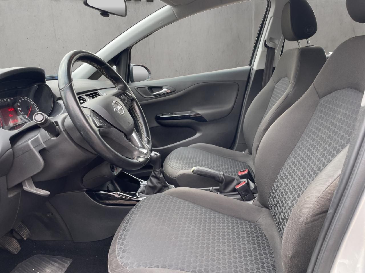 Fahrzeugabbildung Opel Corsa E Edition