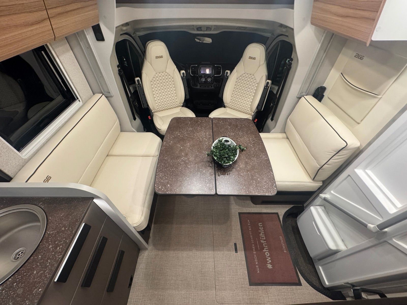 Fahrzeugabbildung Bürstner B66 TD 732 SONDERMODELL-AUTOMATIK!