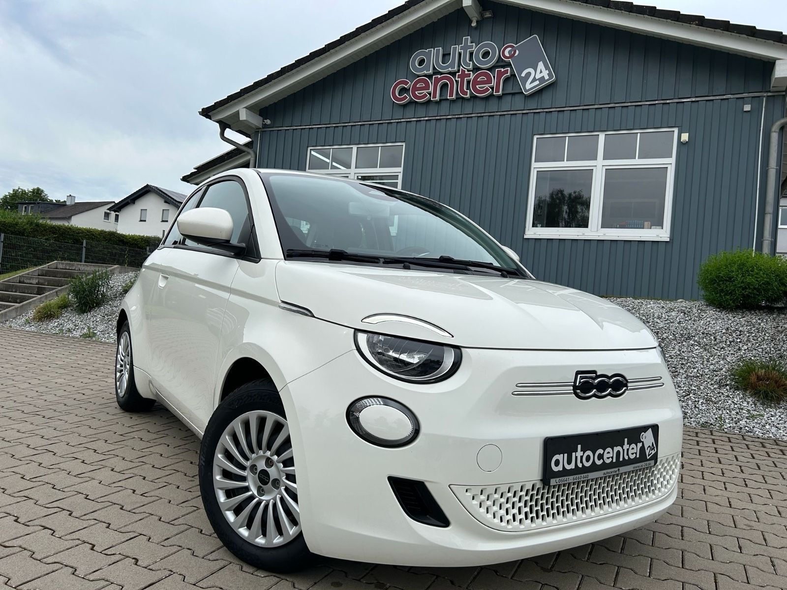 Fahrzeugabbildung Fiat 500 elektro°42 kWh°1.Hand°SOH 97,7%