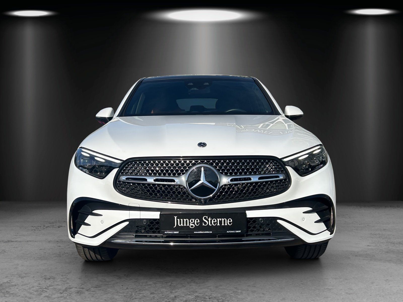 Fahrzeugabbildung Mercedes-Benz GLC 300 Cpé AMG Prem+ AIRMATIC Sitzklima AHK 20"