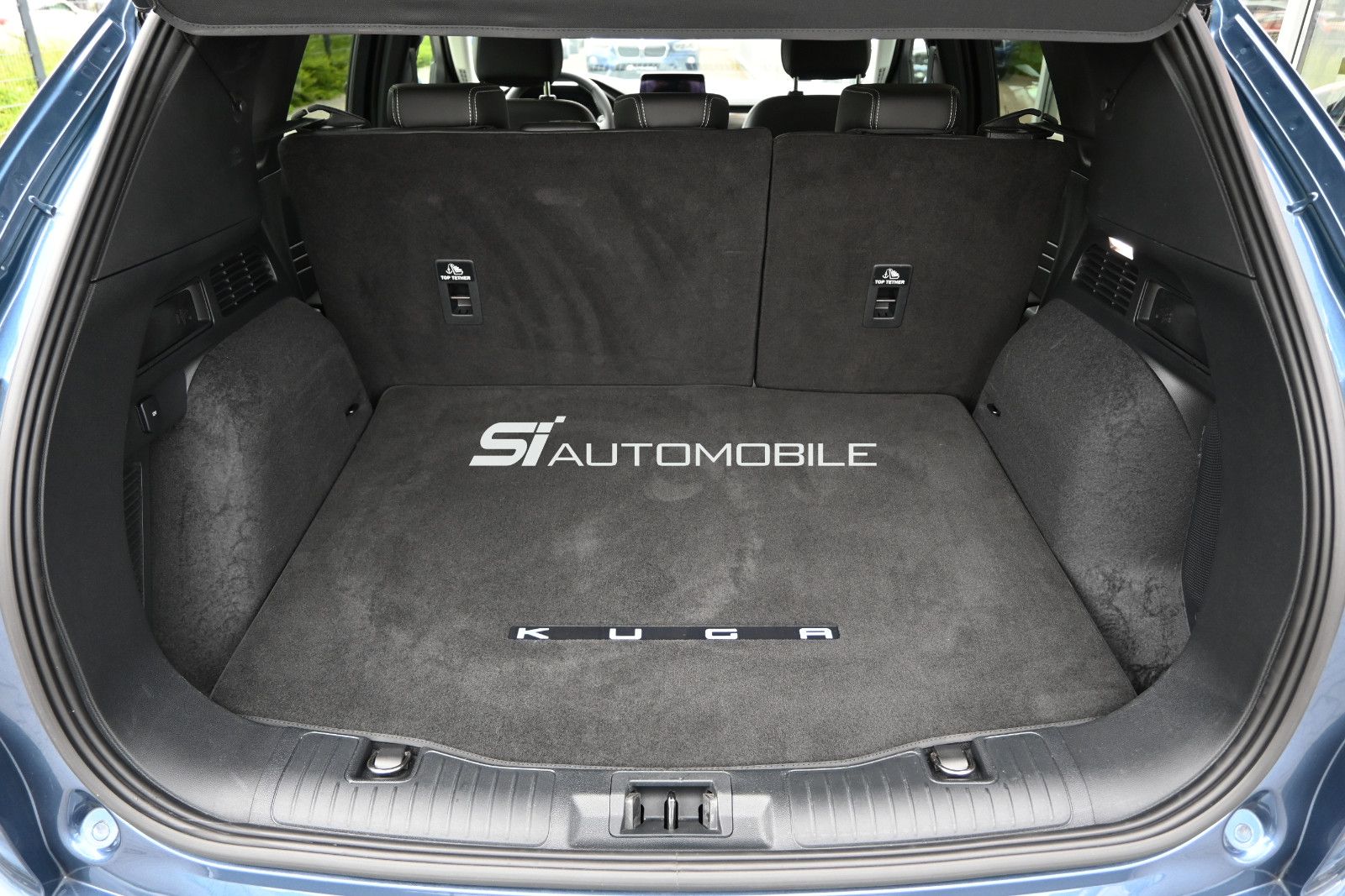 Fahrzeugabbildung Ford Kuga 2.0 D Aut. 4WD VIGNALE °ACC°HEAD-UP°STANDHZ