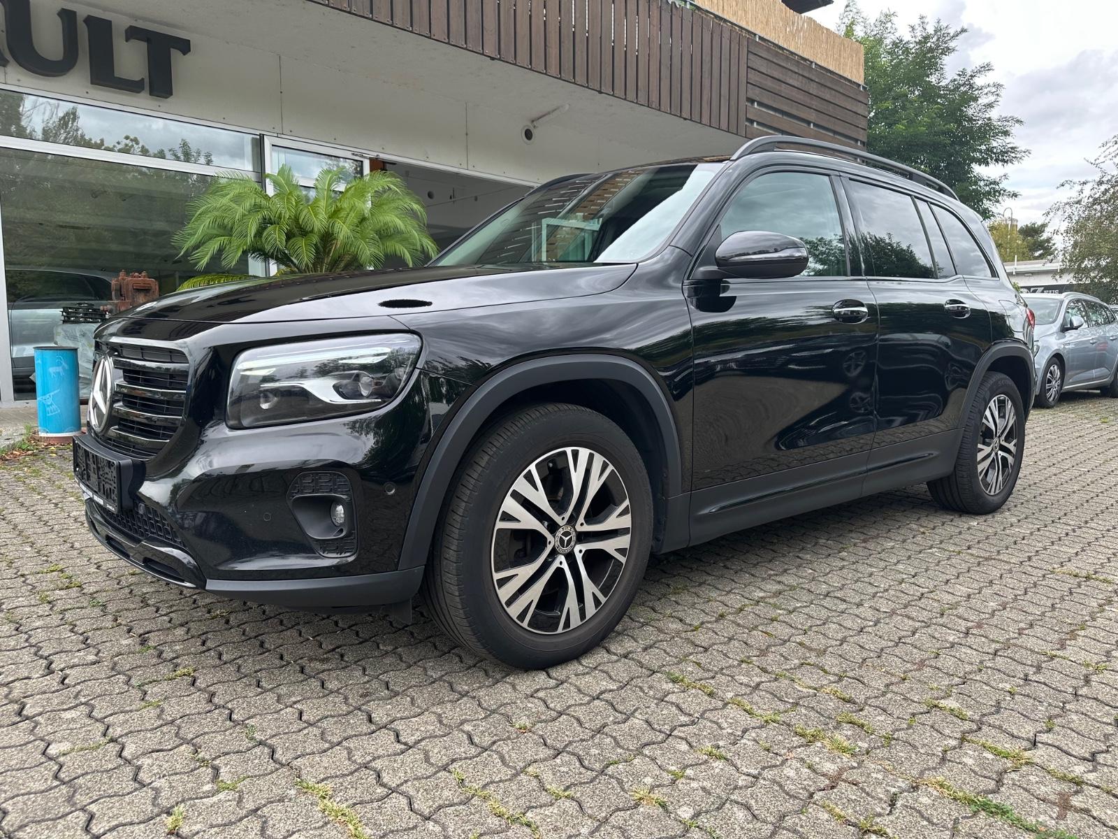 Mercedes-Benz GLB 200d*NAVI*LED*PANO*AHK*DISTR*EU6dT*