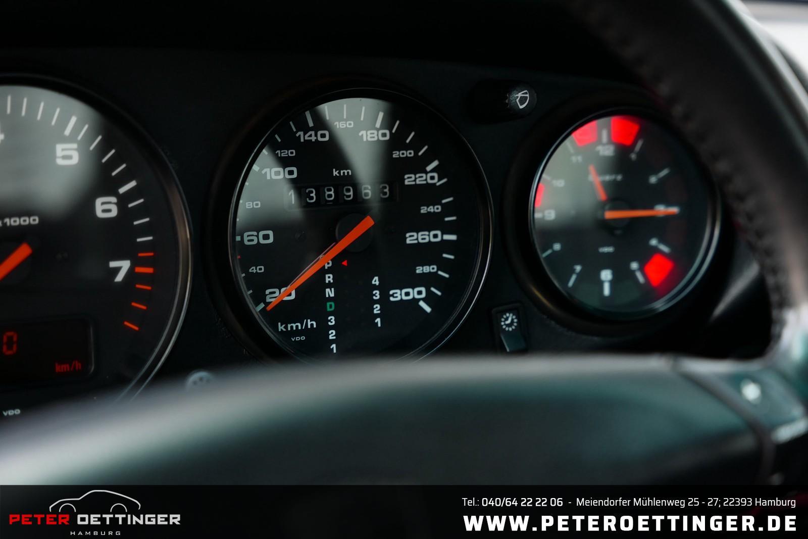 Porsche 993 Carrera Coupe Scheckheftgepflegt, Tiptronic