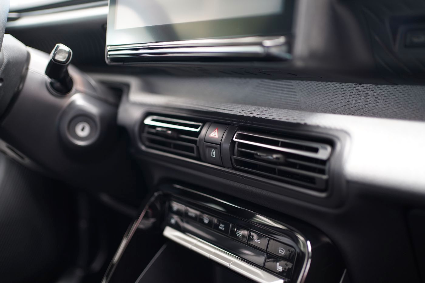 Fahrzeugabbildung Citroën C3 Aircross Hybrid 145 Max e-DCS6 Automatik