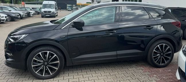 Fahrzeugabbildung Opel Grandland X Plug-in-Hybrid Ultimate LEDER KAMERA