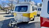 HYMER / ERIBA / HYMERCAR Eriba Touring 550 Edition Gold Nugget - HYMER / ERIBA gold Edition