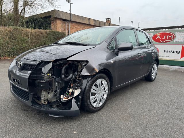 Toyota Auris 1.4 D4D 09/2008