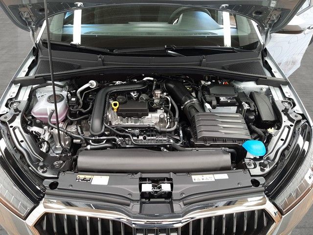 Fahrzeugabbildung Skoda Fabia Balance 1.0TSI Navi AHK Kamera 16"Alu