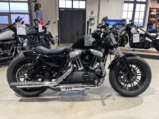 Fahrzeugabbildung Harley-Davidson Forty-Eight XL1200X Cooler Umbau auf 160er