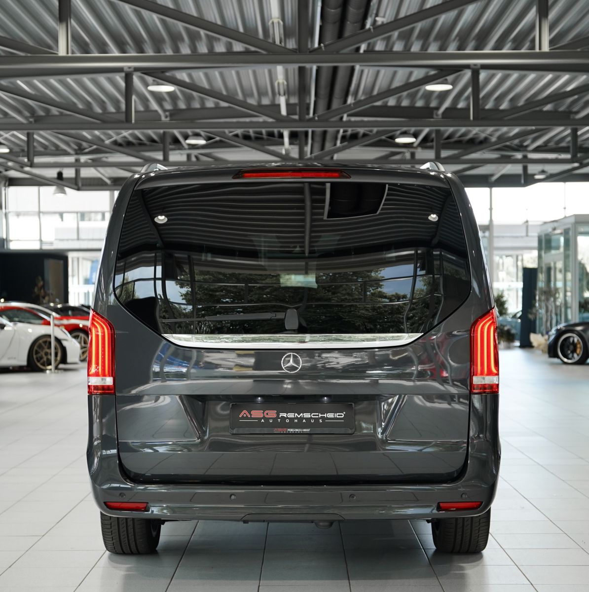Mercedes Benz V 300