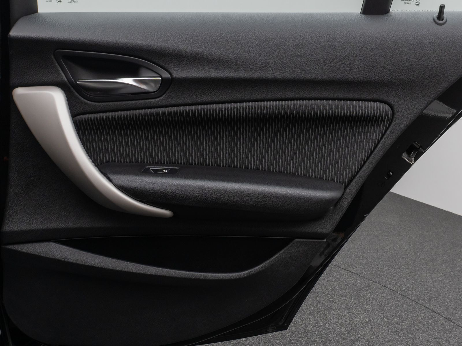 Fahrzeugabbildung BMW 118d Advantage PDChint Sitzhzg Geschwindigkeits