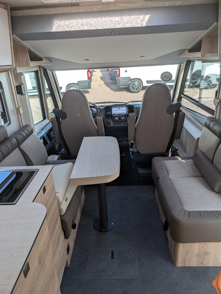Fahrzeugabbildung Eura Mobil Integra Line IL 720 EF SAT, SOLAR, LUFTFEDERUNG