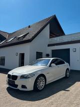 BMW f10 535d  5er M Sportpaket  Scheckheft... - BMW 535 in Bielefeld
