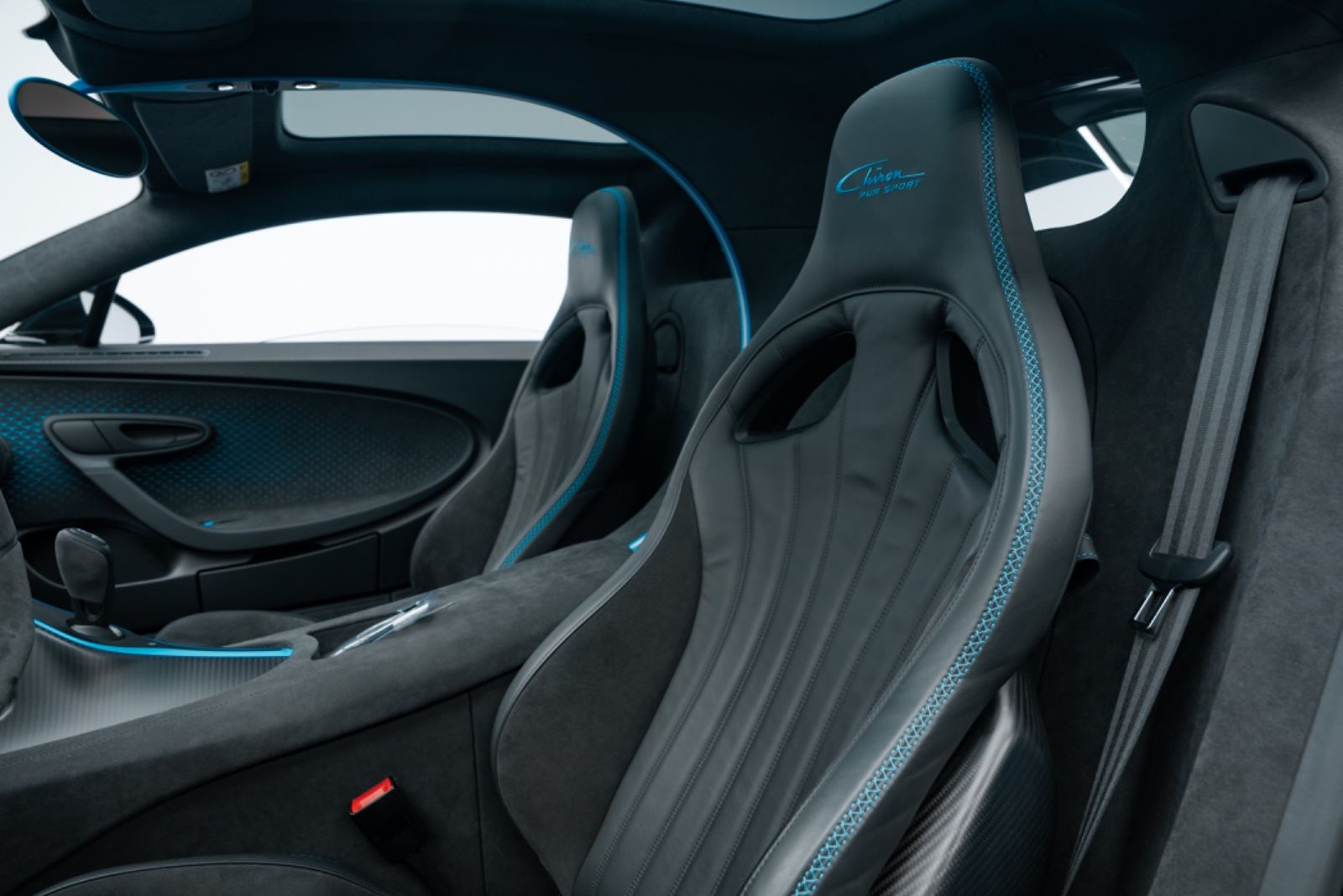 Fahrzeugabbildung Bugatti Chiron Pur Sport 1of60/SKY VIEW